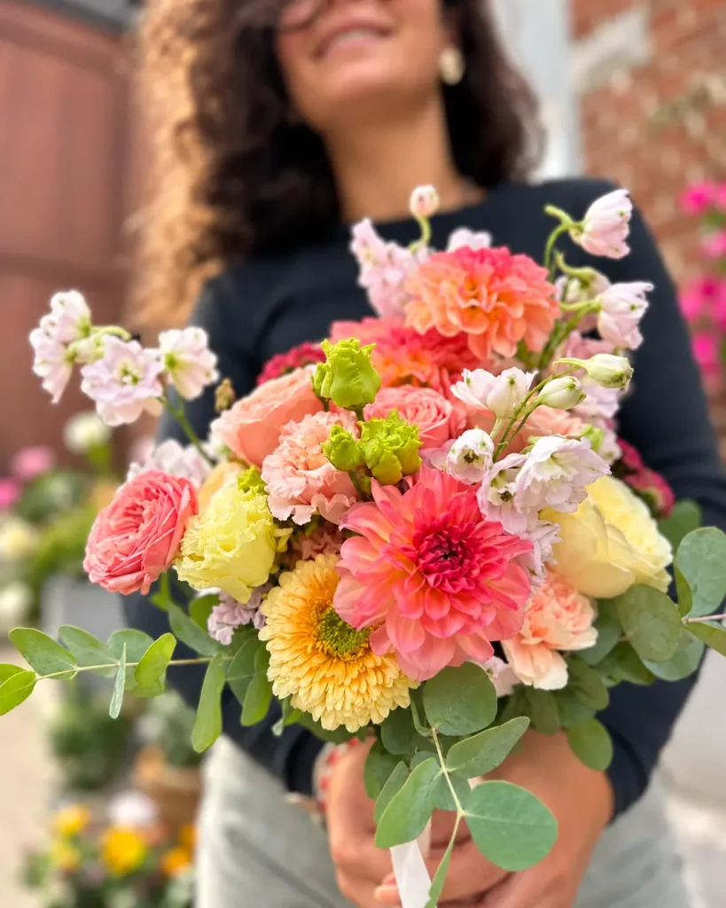 Bouquet ou composition florale sur mesure — création de La Rose des Sables By Saliha