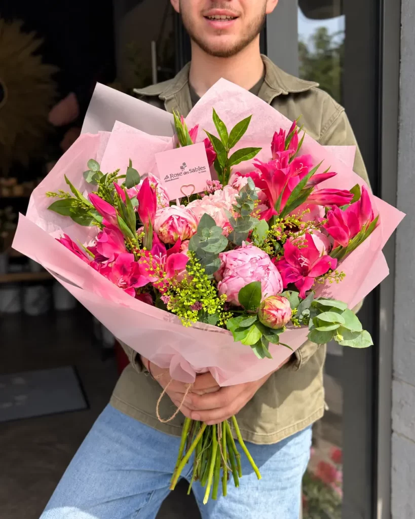 Bouquet ou composition florale sur mesure — création de La Rose des Sables By Saliha